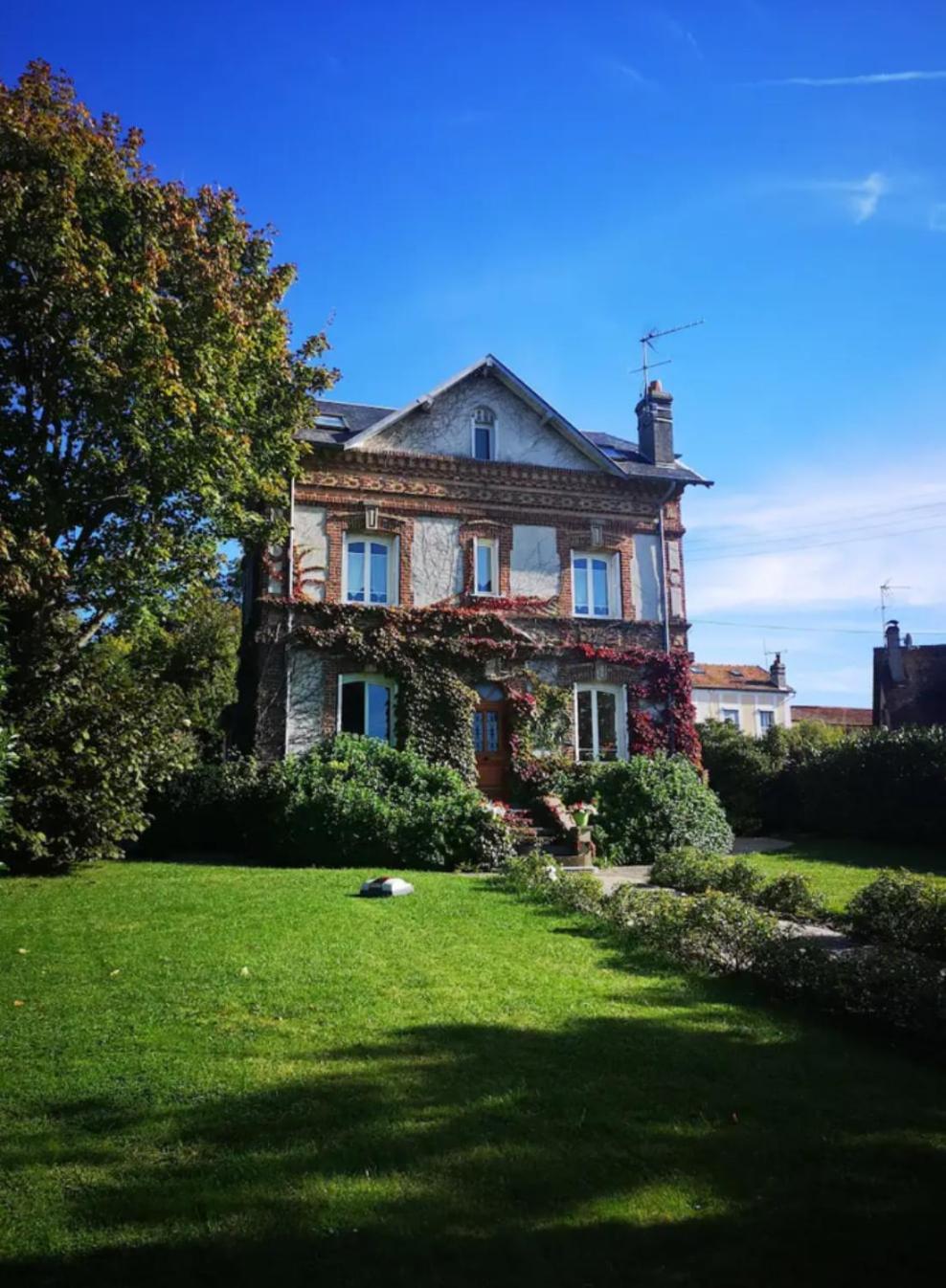 Cosy Villa, Near Touques